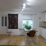 13 Wilton Square