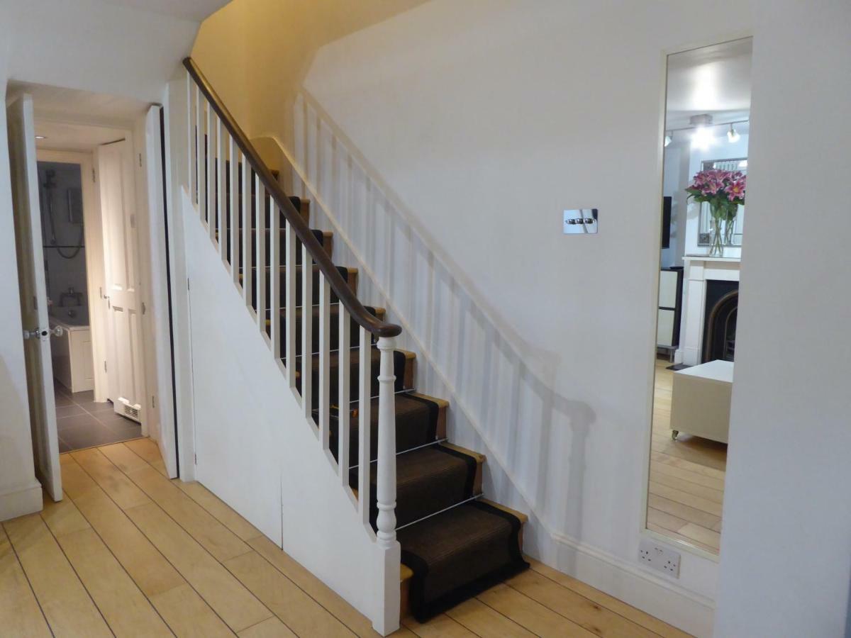 13 Wilton Square *